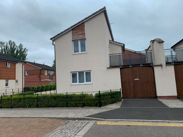 2 Bedroom Semi-Detached House To Rent In Watkin Road, Leicester, LE2