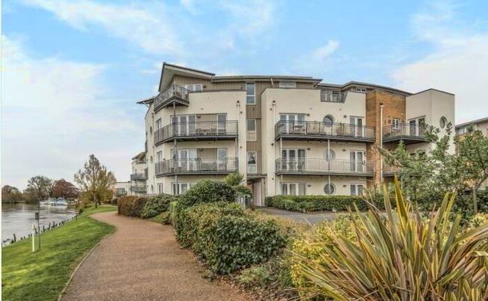 2 Bedroom Apartment To Rent In Bridge House, Bridge Wharf, Chertsey, KT16