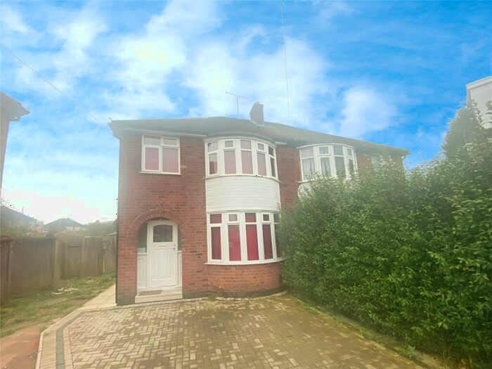 3 Bedroom Semi-Detached House To Rent In Frankson Avenue, Leicester, Leicestershire, LE3