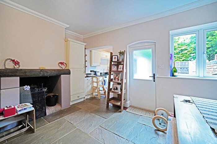 2 Bedroom Semi-Detached House For Sale In Stratford Road, Hockley Heath, B94