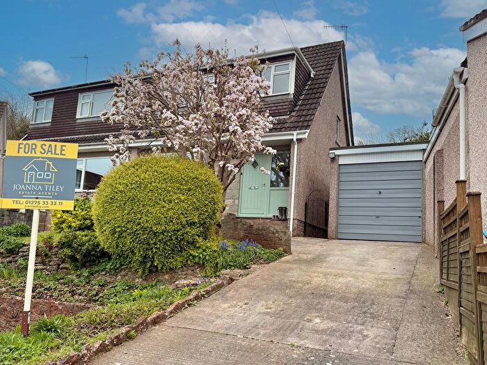 3 Bedroom Semi-Detached House For Sale In The Score, Blagdon, BS40