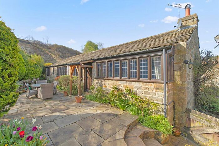 3 Bedroom Cottage For Sale In Castley Lane, Castley, LS21
