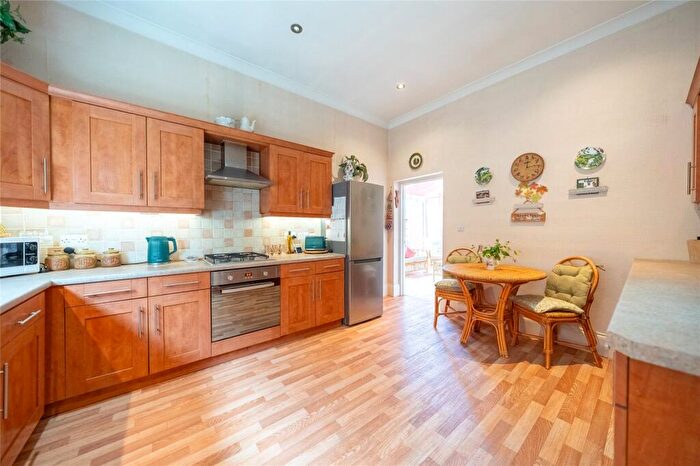 3 Bedroom Detached House For Sale In Lenmead, Harrietsham, Maidstone, ME17