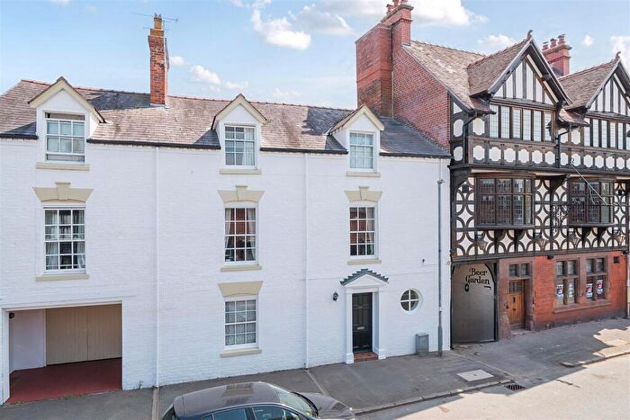 5 Bedroom House For Sale In High Street, Overton On Dee., LL13