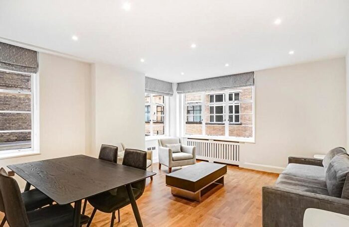 2 Bedroom Flat To Rent In Bryanston Square, Marylebone, London, W1H