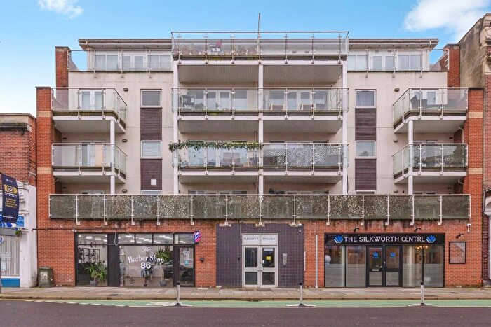 2 Bedroom Flat For Sale In Elm Grove, Southsea, PO5