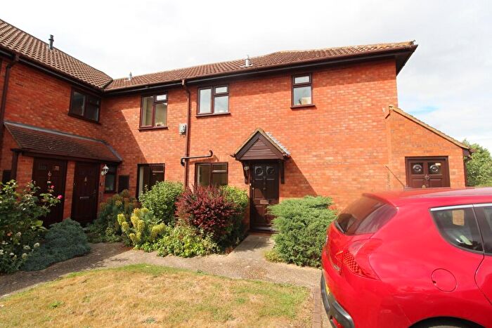 2 Bedroom Apartment To Rent In Ivel Close, Langford, Biggleswade, SG18