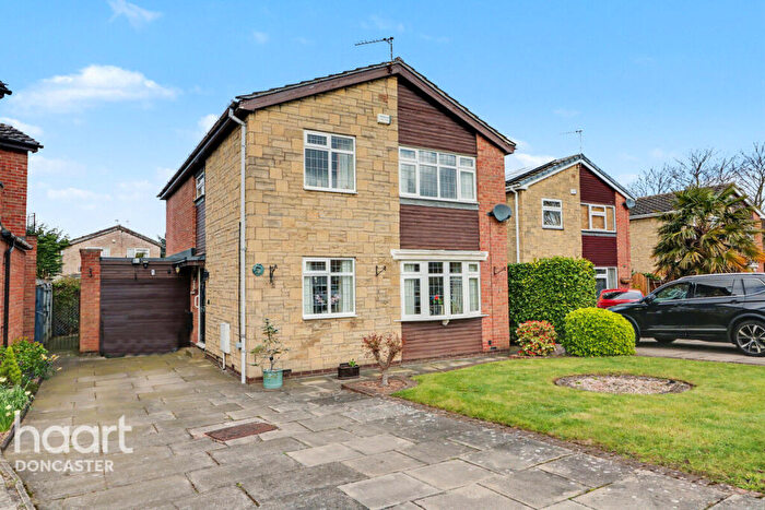 4 Bedroom Detached House For Sale In Hennings Close, Bessacarr, Doncaster, DN4