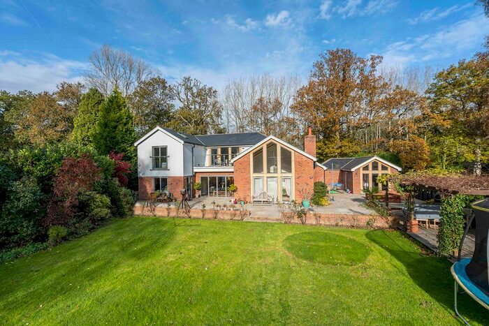 5 Bedroom Detached House For Sale In New Barn Lane, Ockley, Dorking RH5