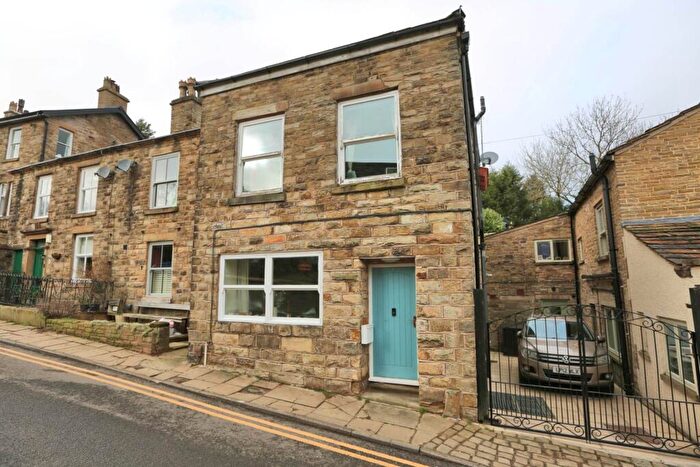 3 Bedroom End Of Terrace House For Sale In Chancery Lane, Bollington, SK10