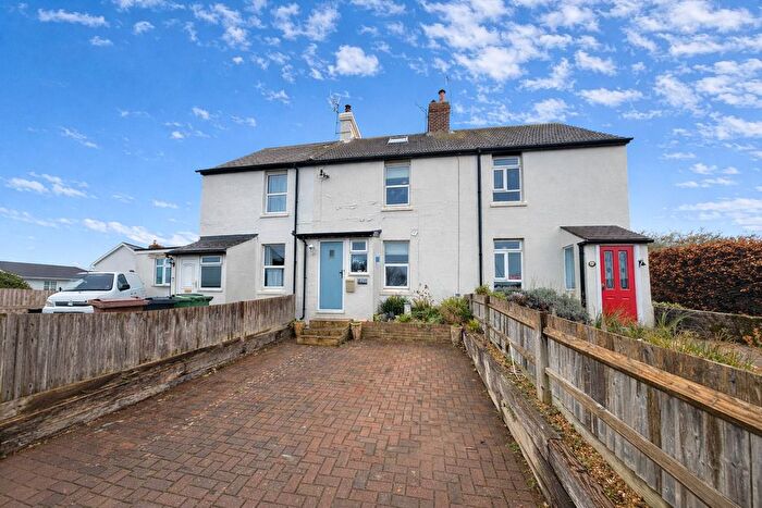 3 Bedroom Terraced House For Sale In New Cut, Westfield, Hastings, TN35