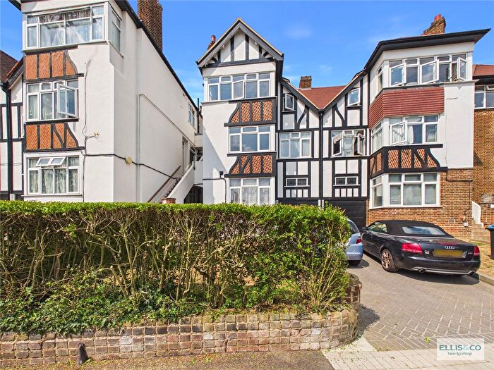 2 Bedroom Flat For Sale In Highfield Avenue, London, NW9