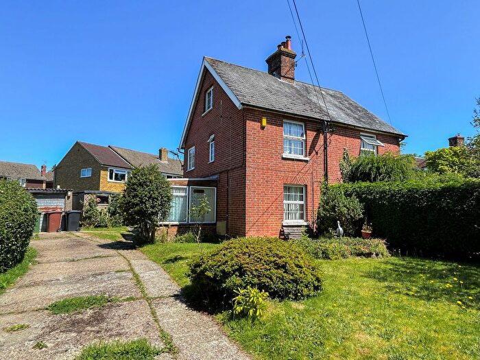 3 Bedroom Semi-Detached House For Sale In Hensil Lane, Hawkhurst, Cranbrook, TN18
