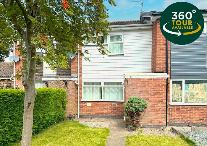 2 Bedroom Town House To Rent In Denton Walk, Wigston, Leicester, LE18