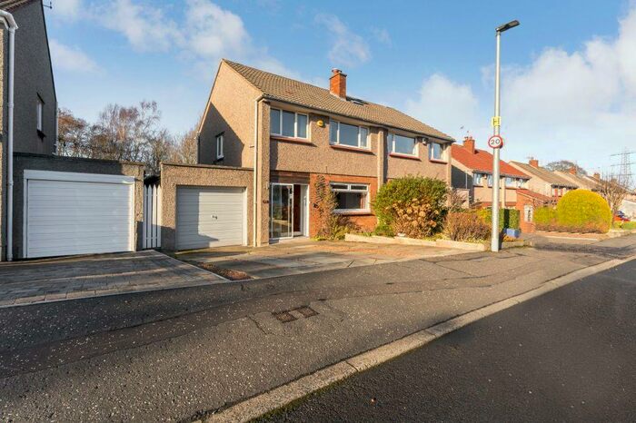 3 Bedroom Semi-Detached House For Sale In Weavers Knowe Crescent, Currie, EH14