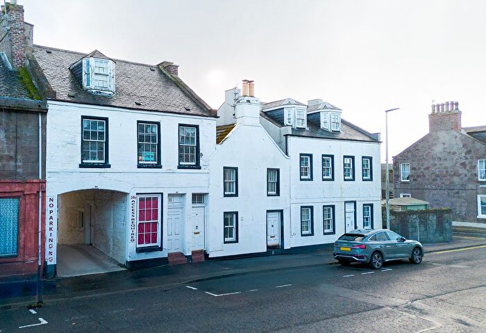 2 Bedroom Maisonette For Sale In Bridge Street, Montrose, DD10