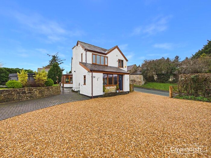 3 Bedroom House For Sale In Ffordd Nercwys, Treuddyn, Mold, CH7