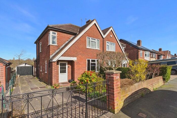 3 Bedroom Semi Detached House For Sale In Daleside, Chester, CH2