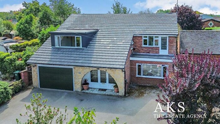 4 Bedroom Detached House For Sale In Egginton Road, Hilton, DE65