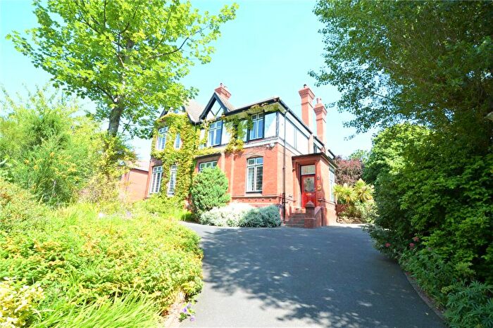 7 Bedroom Link Detached House For Sale In Warren Drive, Wallasey, Wirral, CH45