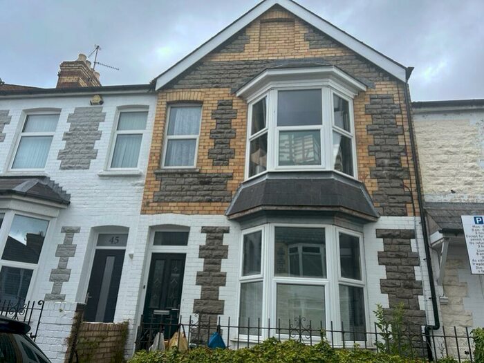 4 Bedroom Terraced House To Rent In Regent Street, Barry, CF62