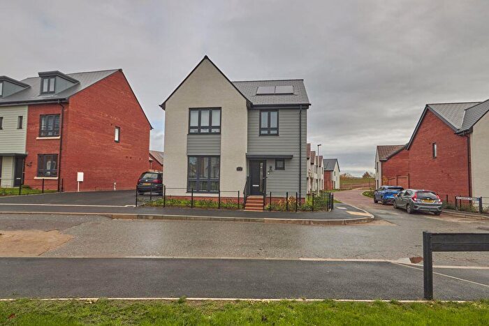 4 Bedroom Detached House For Sale In Pardon Rise, Exeter, EX1