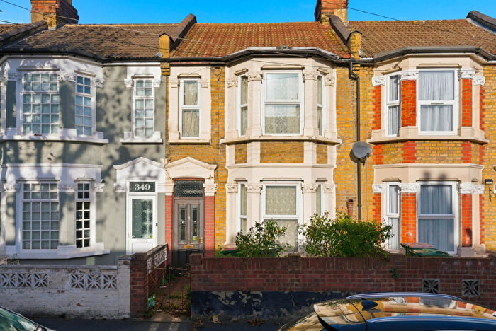 3 Bedroom Terraced House For Sale In Strone Road, London, E12
