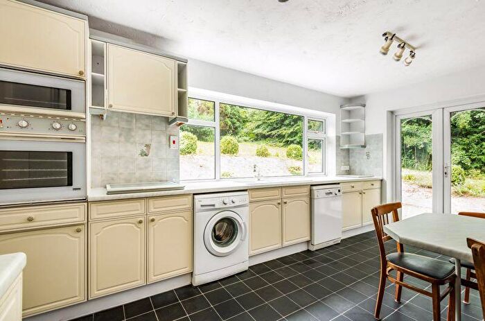 5 Bedroom Detached House To Rent In Park Road, Kenley, CR8