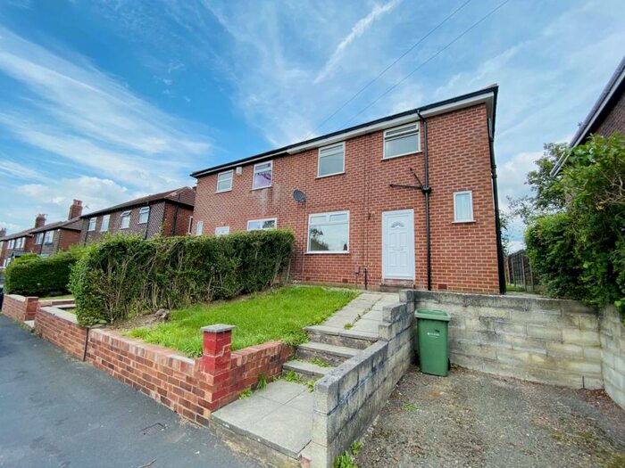 3 Bedroom Semi-Detached House To Rent In Windermere Road, Stockport, SK1