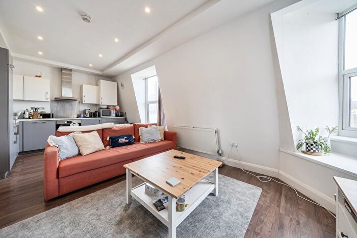1 Bedroom Flat To Rent In The Cut, Waterloo, SE1