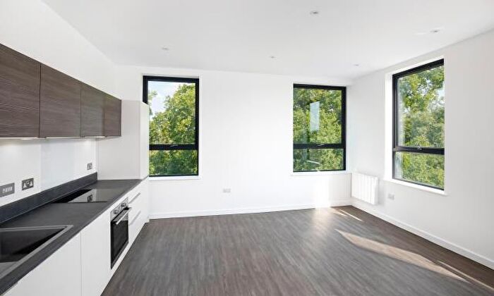 2 Bedroom Flat To Rent In London Road, Oxford, OX3