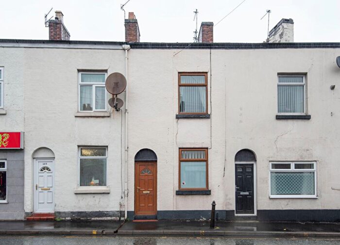 2 Bedroom Terraced House For Sale In Park Lane, Macclesfield, SK11