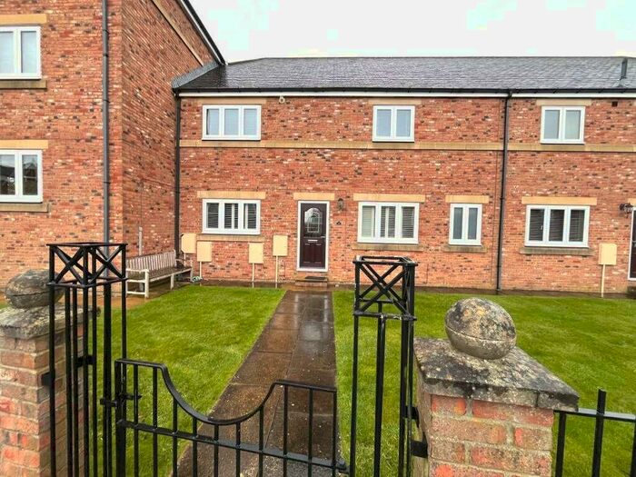 3 Bedroom Apartment To Rent In Lowes Rise, Durham, DH1