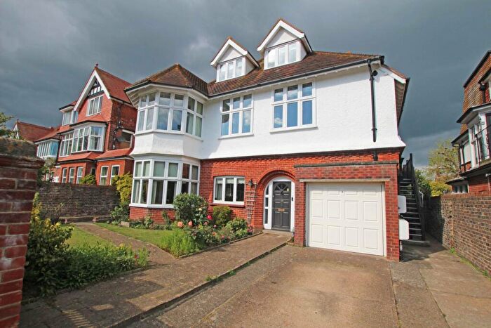 4 Bedroom Flat For Sale In Saffrons Road, Eastbourne, BN21