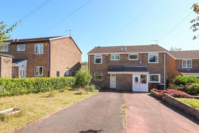 3 Bedroom Semi-detached House For Sale In Grassmoor Close, Sheffield, S12