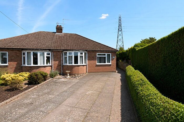 2 Bedroom Semi-Detached Bungalow For Sale In Oxford Street, Finedon, Northamptonshire, NN9