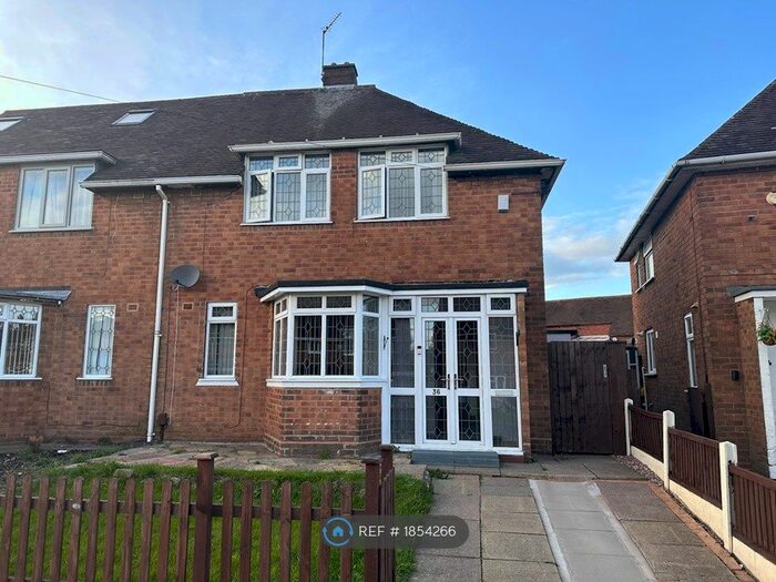 3 Bedroom Semi-Detached House To Rent In Benton Crescent, Walsall, WS3