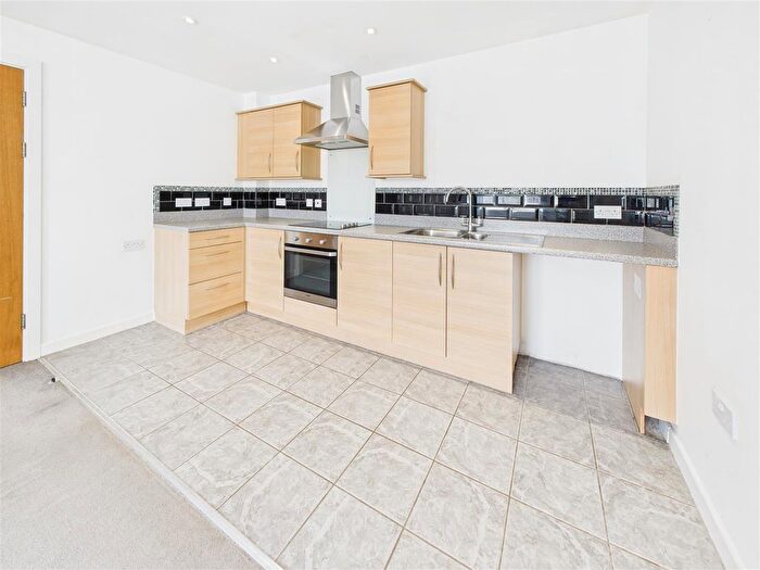 2 Bedroom Flat For Sale In Gramercy Park, Bannerbrook, Coventry, CV4