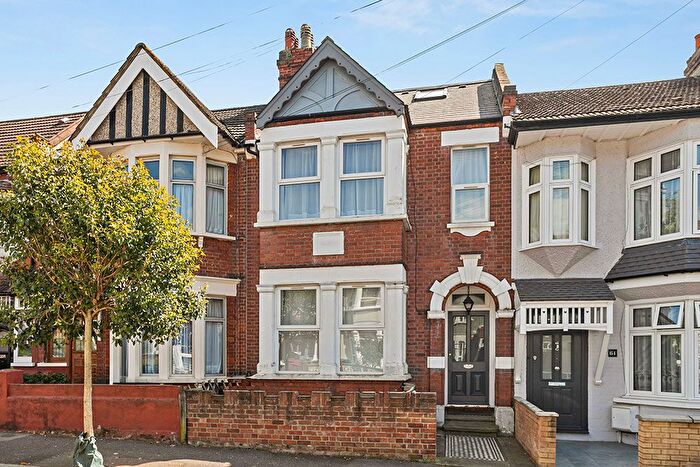 6 Bedroom Terraced House To Rent In Colchester Road, Leyton, E10