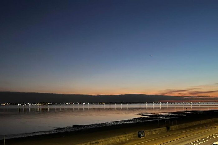 2 Bedroom Flat For Sale In Eastern Esplanade, Southend-on-Sea, SS1