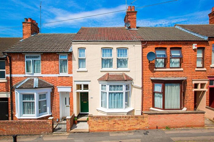 3 Bedroom Terraced House To Rent In Mill Road, Kettering, NN16