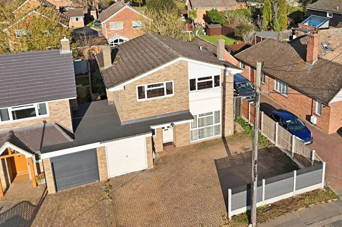 4 Bedroom Detached House For Sale In Queenborough Lane, Great Notley, CM77