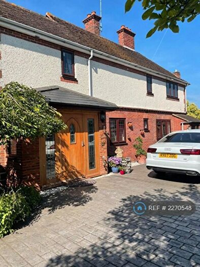 3 Bedroom Detached House To Rent In Reading Road, Winnersh, RG41
