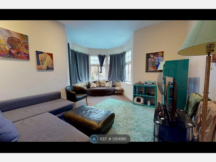 4 Bedroom Flat To Rent In Streatham, London, SW16