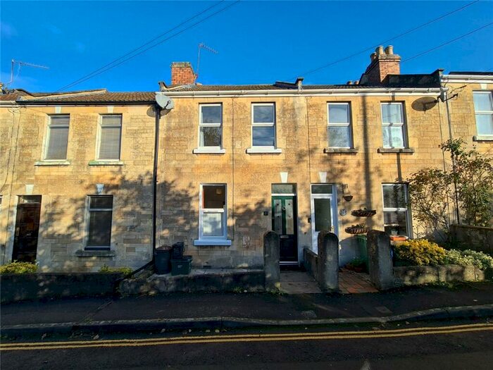 2 Bedroom Terraced House To Rent In Burnham Road, Bath, Somerset, BA2