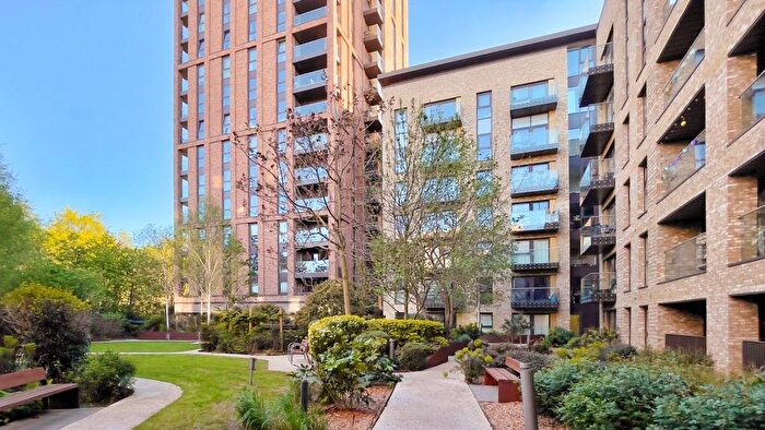 1 Bedroom Flat For Sale In Naomi Street, Greenland Place, London, SE8