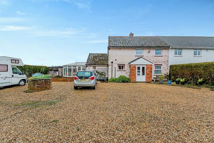 3 Bedroom Semi-Detached House For Sale In Small End, Friskney, Boston, PE22