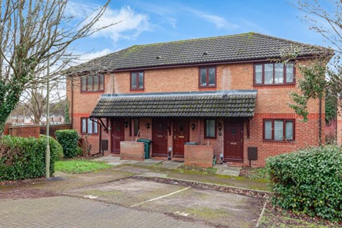 1 Bedroom Flat To Rent In Parklands, Banbury, OX16