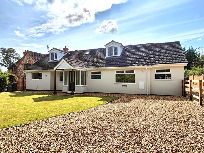 5 Bedroom Detached House For Sale In Marlpit Road, Thompson, Thetford, IP24