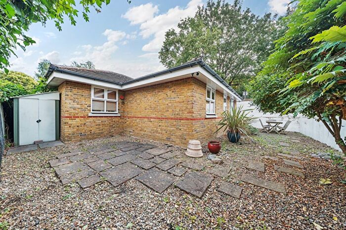 2 Bedroom Semi-detached House For Sale In Gower Close, London, SW4